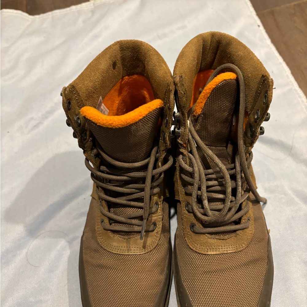 Women’s  Brown Lace-Up Boots